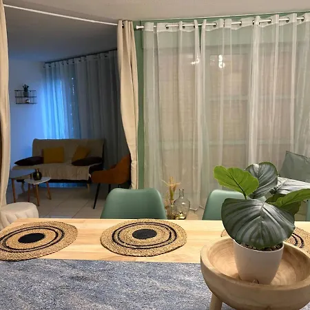 Lynaya Apartament