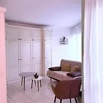 Apartment Lynaya