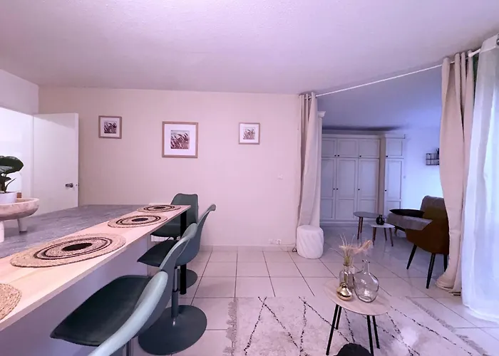 Lynaya Διαμέρισμα