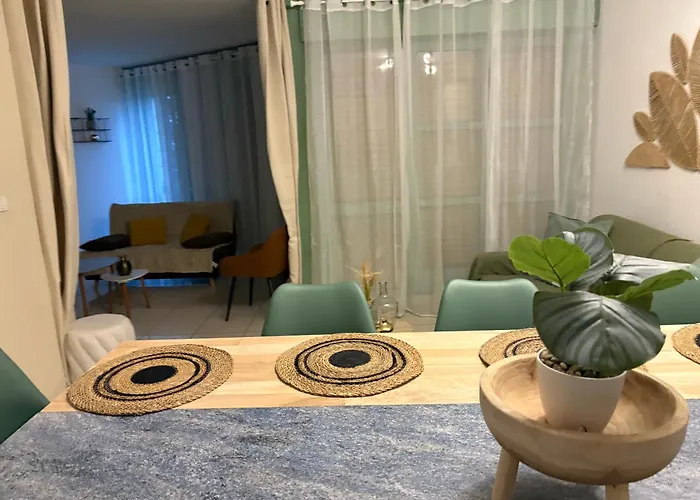 Lynaya Διαμέρισμα *